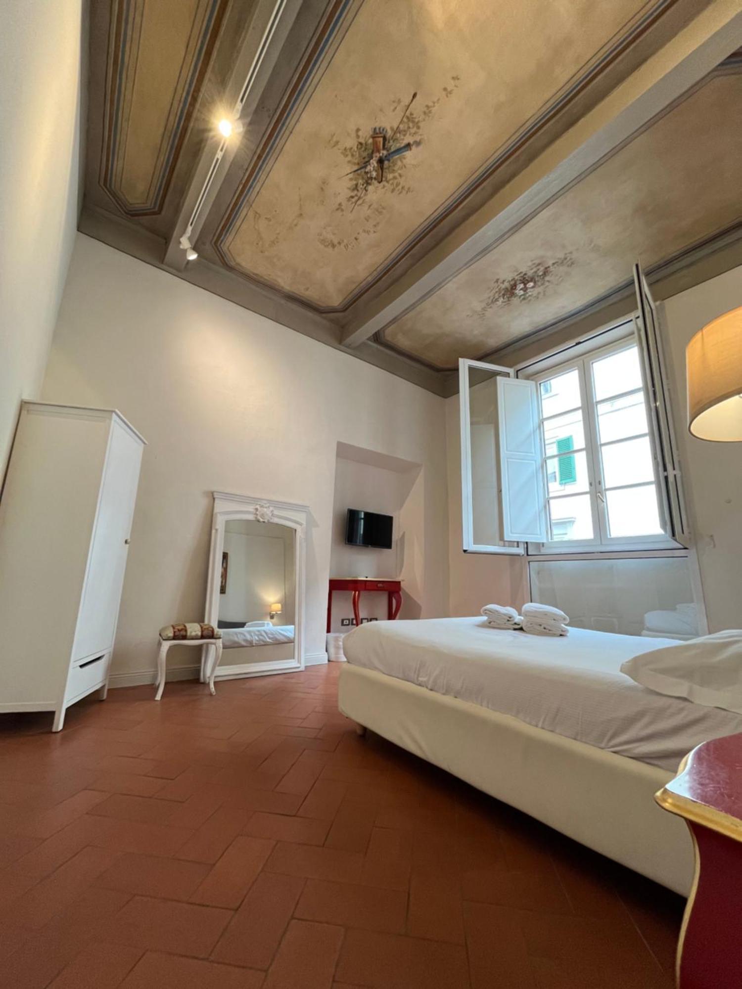 Residenza D'Epoca Historia Luxury Boutique Hotel ฟลอเรนซ์ ภายนอก รูปภาพ