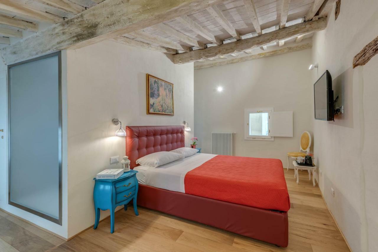 Residenza D'Epoca Historia Luxury Boutique Hotel ฟลอเรนซ์ ภายนอก รูปภาพ