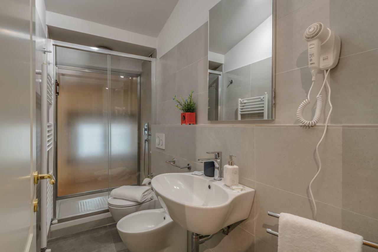 Residenza D'Epoca Historia Luxury Boutique Hotel ฟลอเรนซ์ ภายนอก รูปภาพ